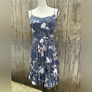 Old Navy Women's Medium Gray Floral Butterfly Spaghetti
Strap Dress Size M